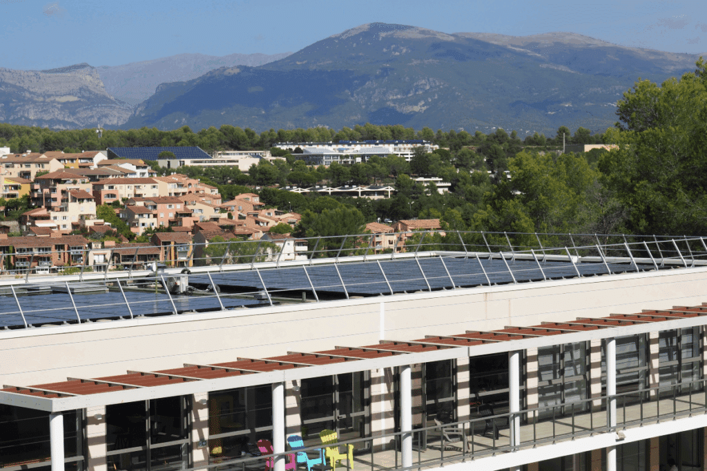bureau moderne à Sophia Antipolis